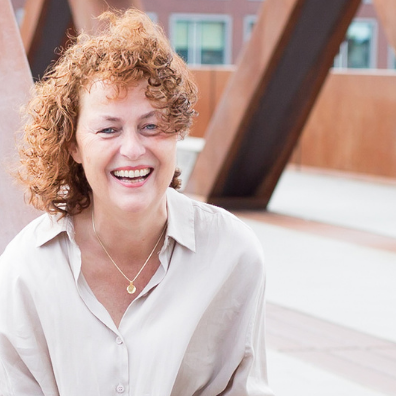 White Minimalist Corporate Personal Profile LinkedIn Banner VISIONBOARD (1)